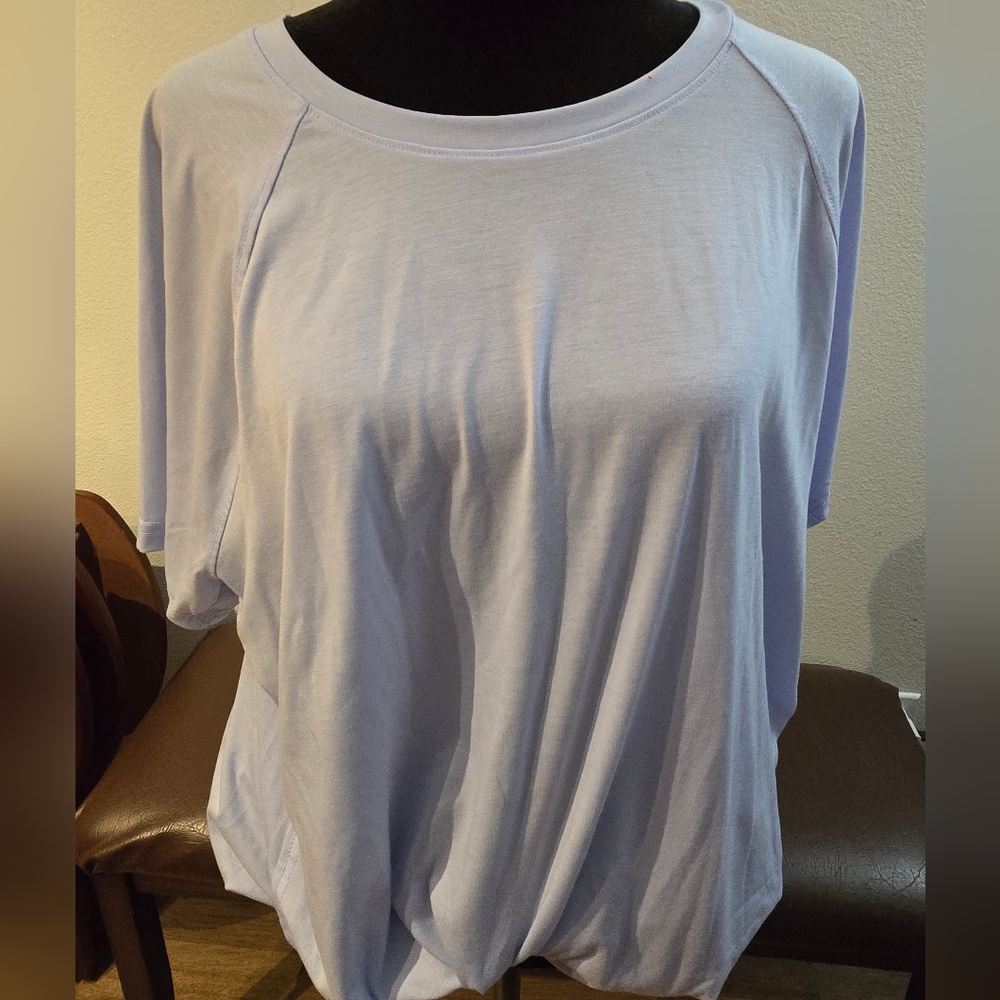 Tek Gear workout shirt